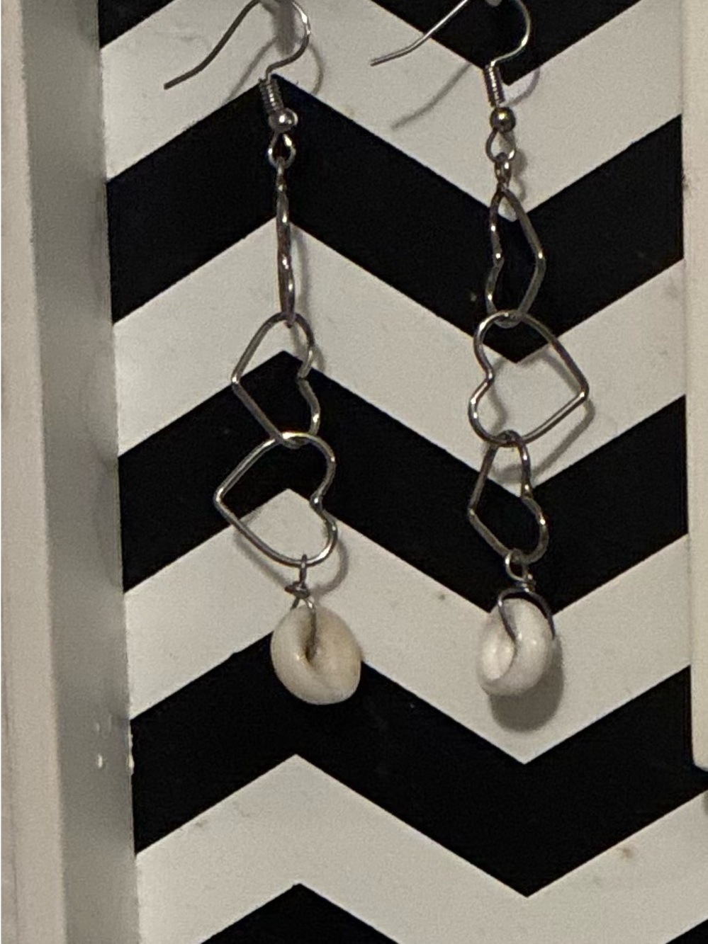 Silver Link Dangle Earrings with White Shell Accent